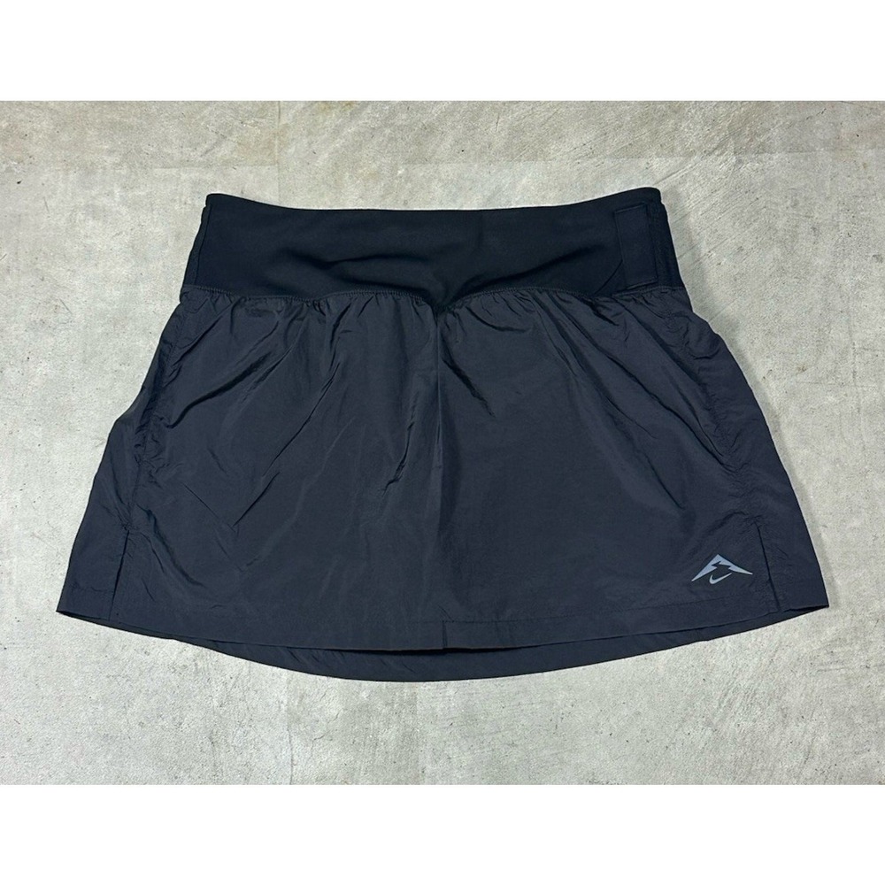 Nike Trail Repel Mid-Rise 5" Running Hiking Skort Women Sz M Black (FN4421-010)